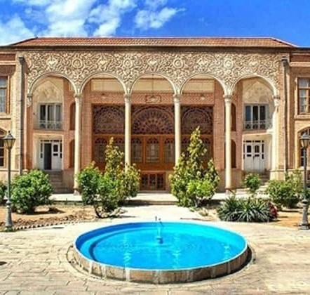 خانه کوزه کنانی مشهد؛ گنجینه ای از تاریخ و هنر معماری قاجار