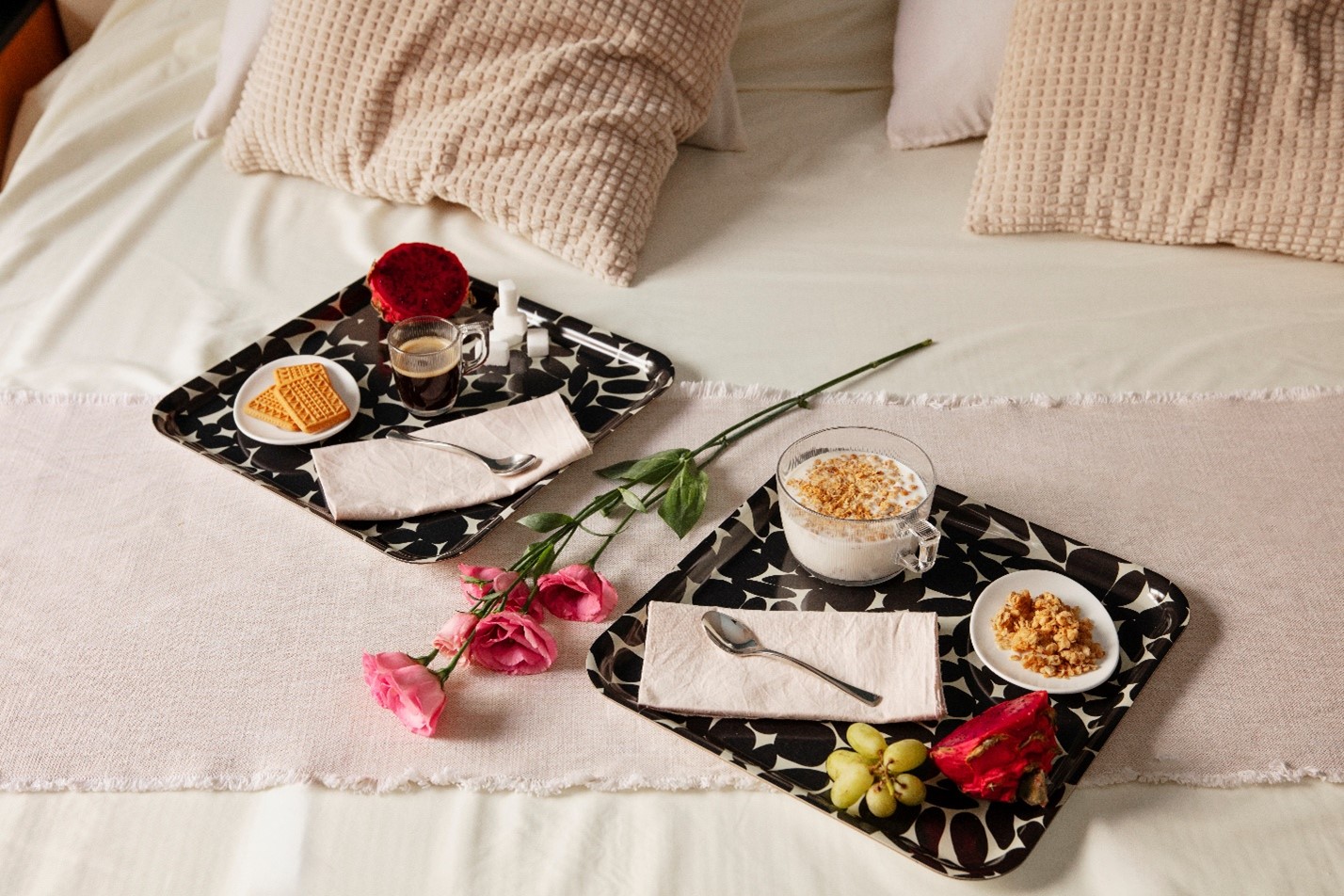 luxury room at Ghasr ol Diyafeh Hotel Mashhad