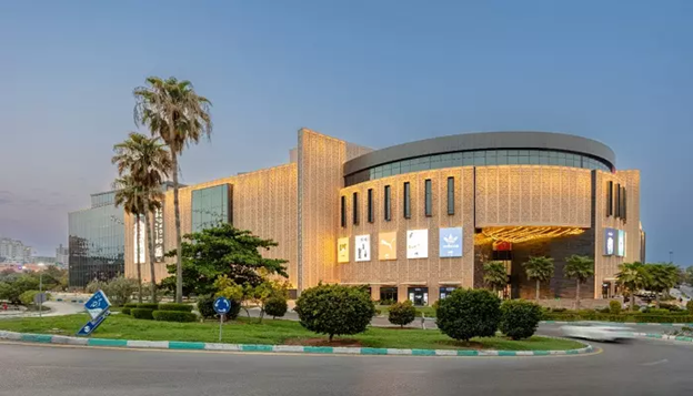 مرکز تفریح و خرید میکامال کیش