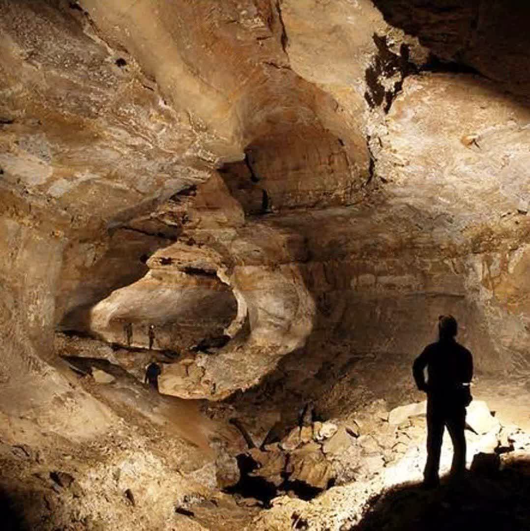 غار مغان مشهد؛ سفری به قلب تاریخ و افسانه های صد میلیون ساله