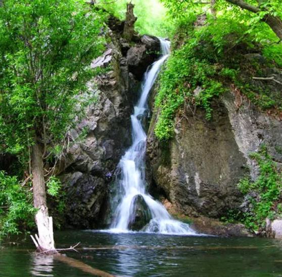 چشمه گیلاس مشهد؛ گوهری پنهان در دل طبیعت خراسان