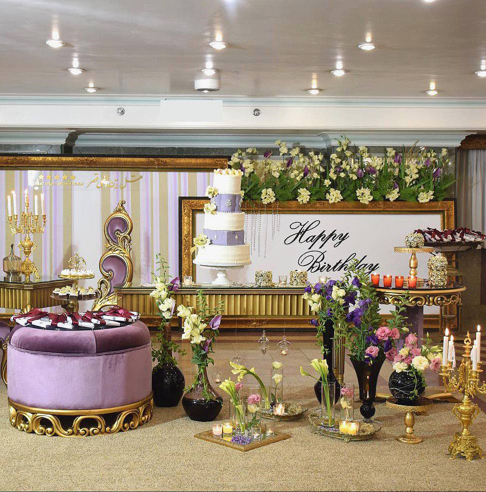 جشن تولد در هتل های مشهد: سورپرایز رویایی با کیک رایگان!خاطره ابدی