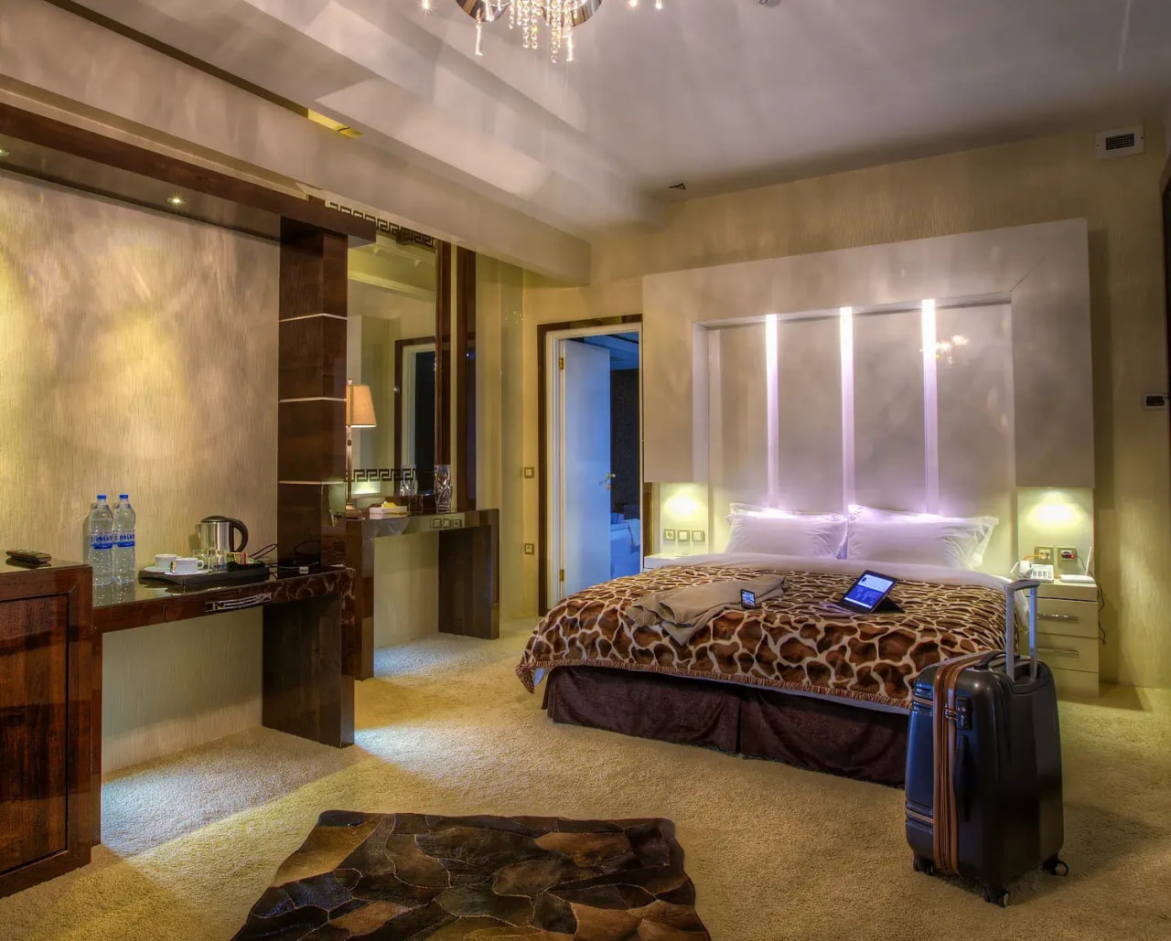 هتل مجلل درویشی مشهد