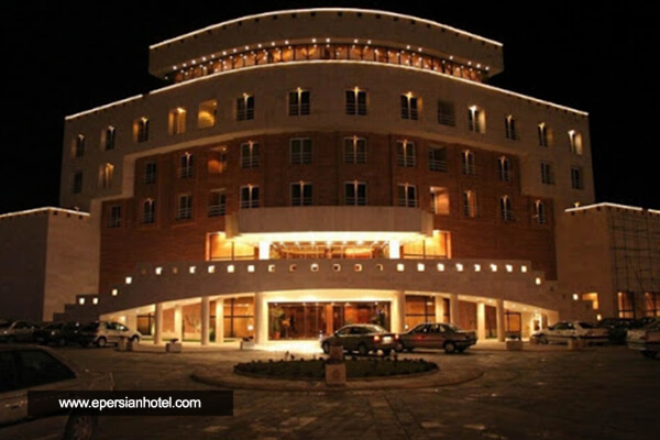 /panel/library/view/image/hotels/bozorg-hotel-zanjan.jpg
