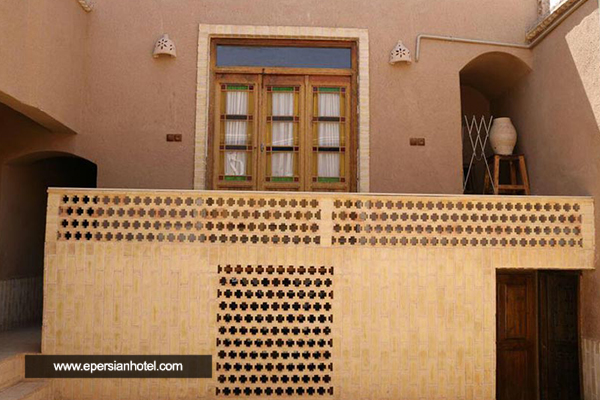 هتل اقامتگاه بومگردی دالون یزد