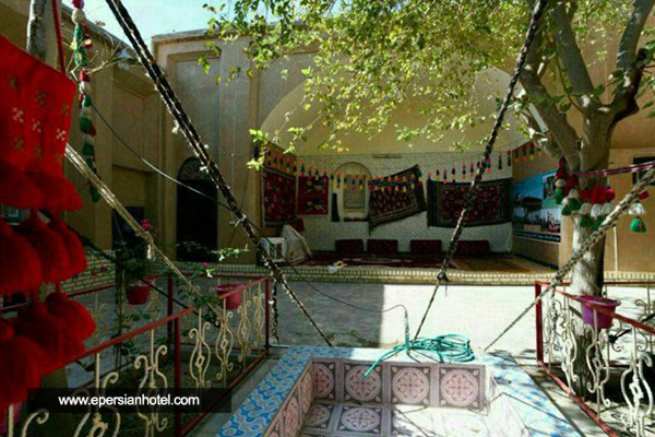 هتل اقامتگاه بومگردی قشقایی یزد