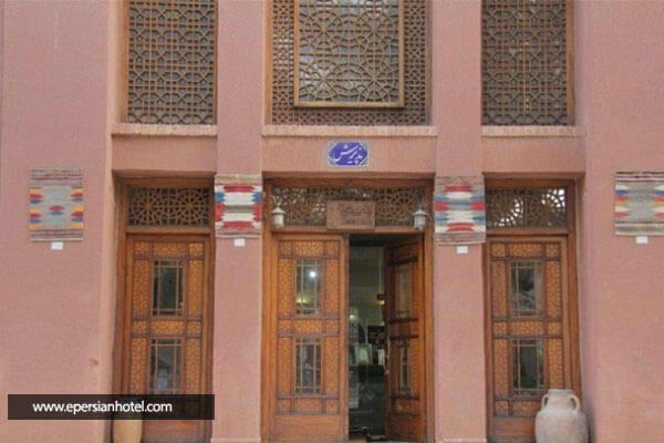  هتل ارگ تاریخی گوگد گلپایگان
