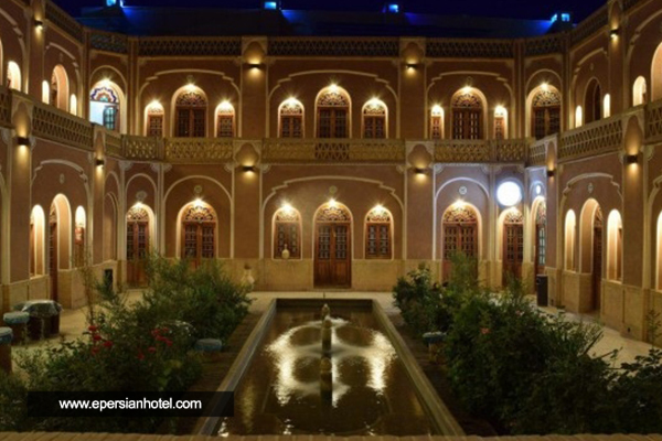  هتل کاروانسرای مشیر یزد