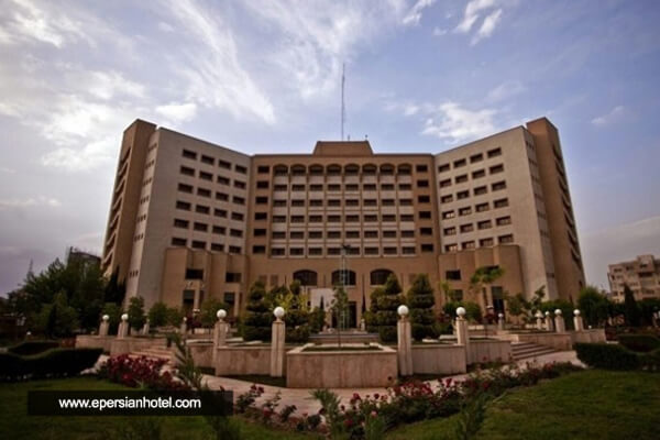 /panel/library/view/image/hotels/pars-hotel-kerman.jpg